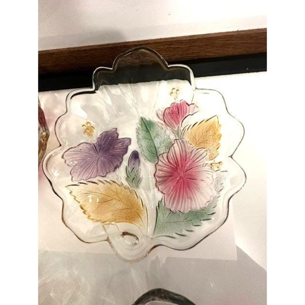 Mikasa Studio Nova Hibiscus 8" salad/fruit Bowls Set Of 4 Never Been Used